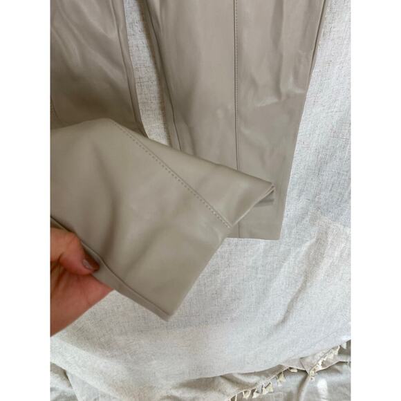 Ann Taylor The Faux Leather Pull On Ankle Cream Ivory Pant Size Small - Picture 7 of 12